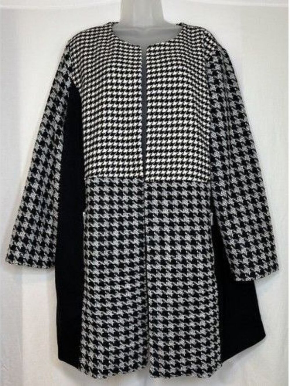 Chico’s Houndstooth Open Front Jacket Sz 3 One Size Open Front Black White Coat